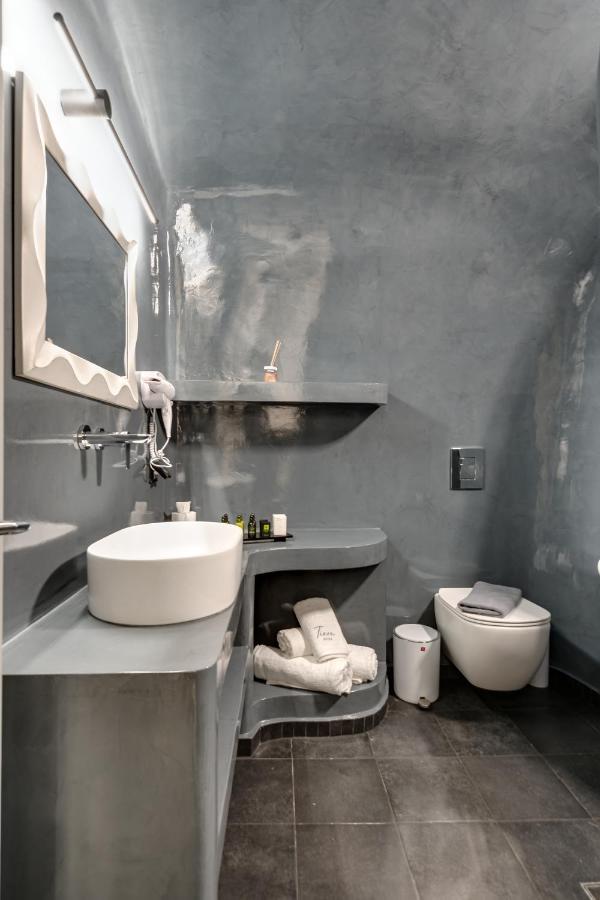 Tiara Suites Santorini Fira  Zewnętrze zdjęcie
