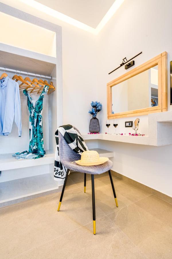 Tiara Suites Santorini Fira  Zewnętrze zdjęcie