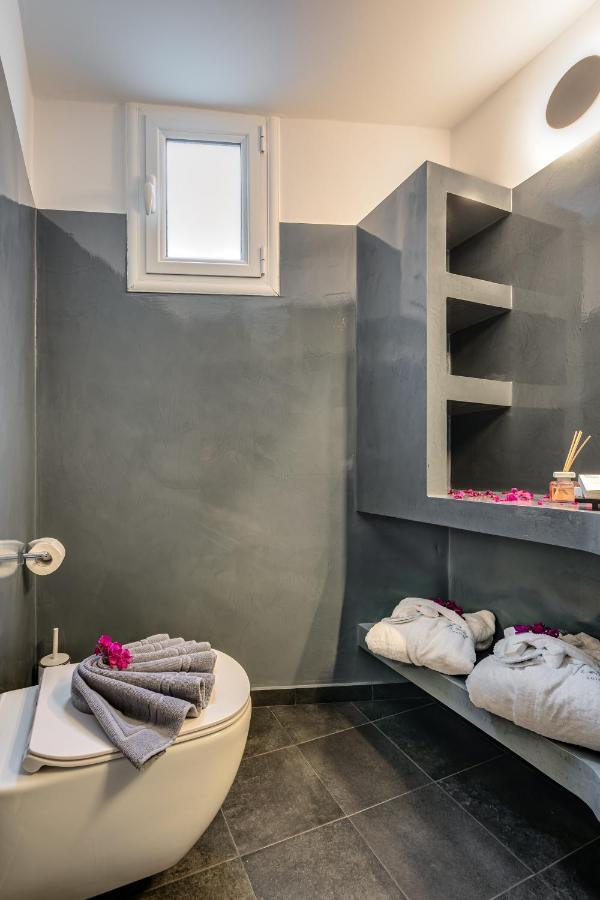 Tiara Suites Santorini Fira  Zewnętrze zdjęcie