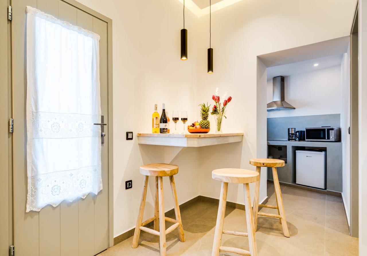 Tiara Suites Santorini Fira  Zewnętrze zdjęcie