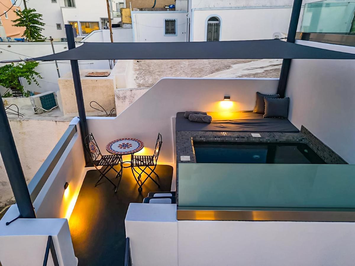Tiara Suites Santorini Fira  Zewnętrze zdjęcie