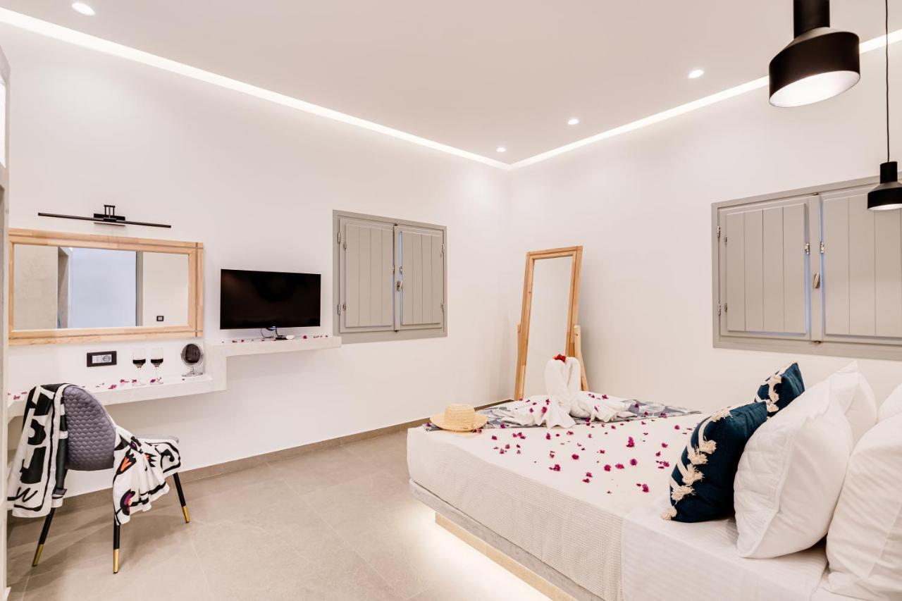 Tiara Suites Santorini Fira  Zewnętrze zdjęcie